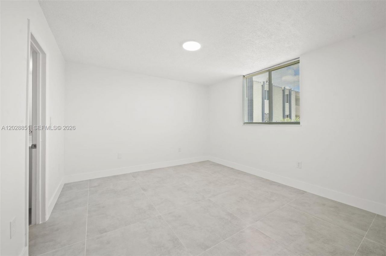 10090 NW 80th Ct , Unit 1447, Hialeah Gardens, FL 33016 Photo