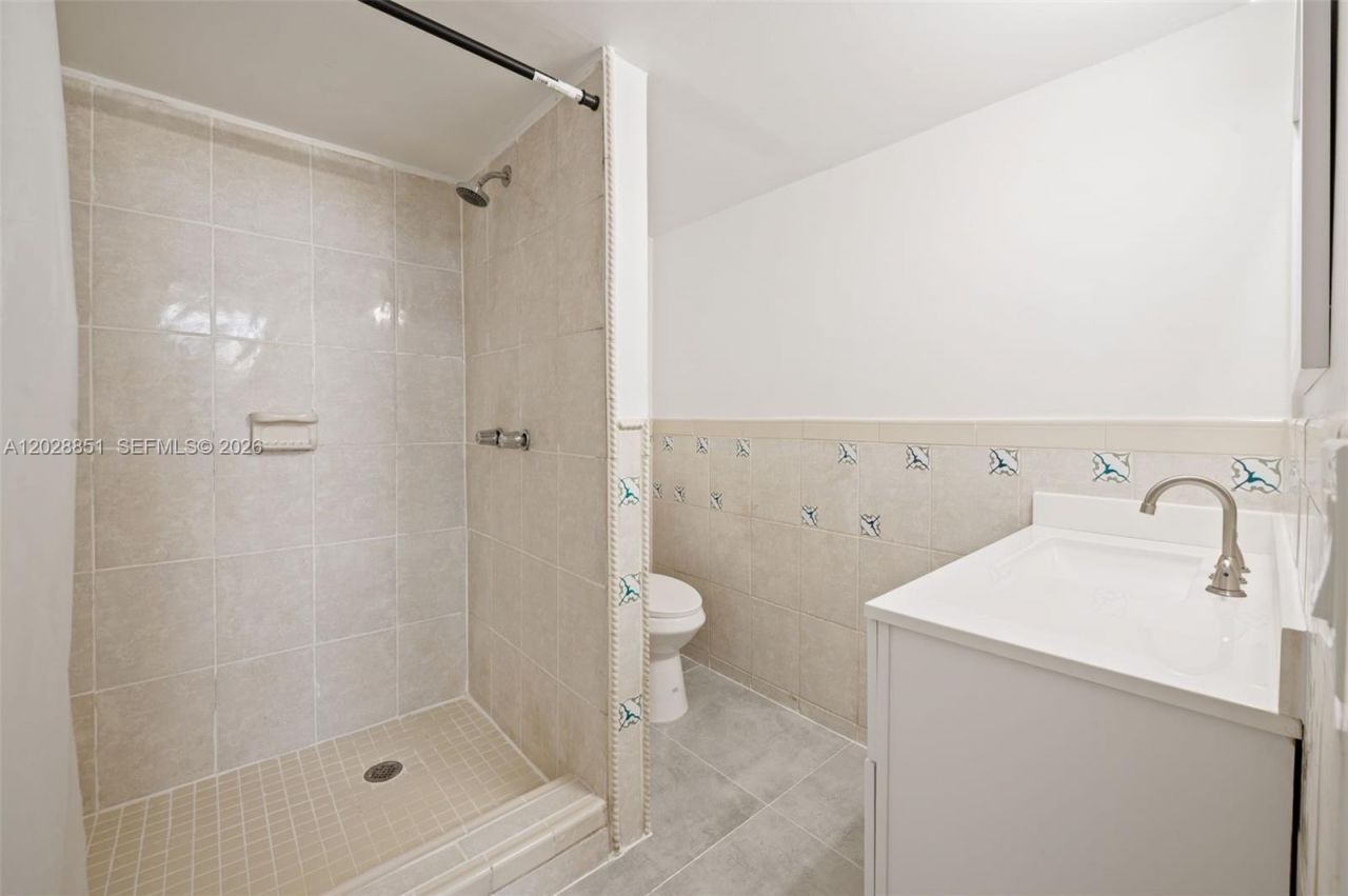 10090 NW 80th Ct , Unit 1447, Hialeah Gardens, FL 33016 Photo