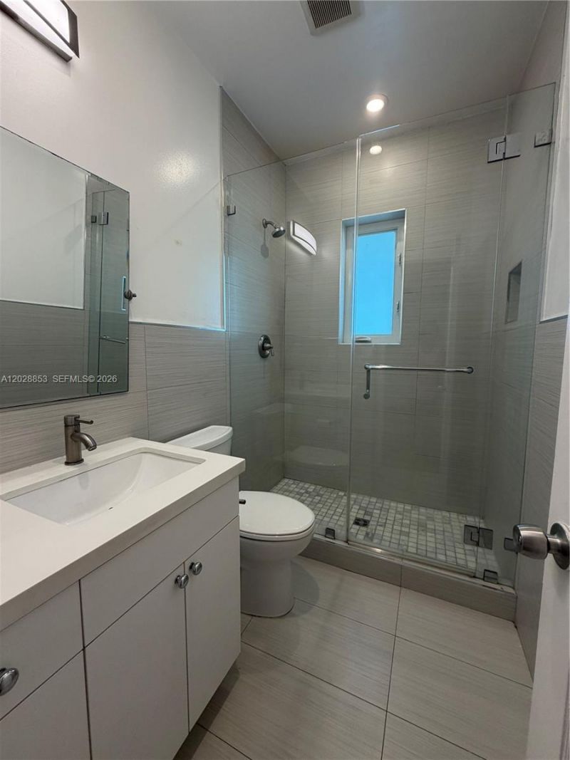 809 Ferdinand St, Unit 3, Coral Gables, FL 33134 Photo