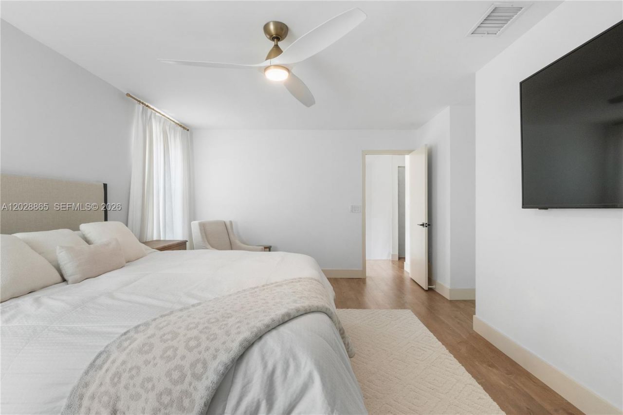 641 NW 158th Ave , Pembroke Pines, FL 33028 Photo