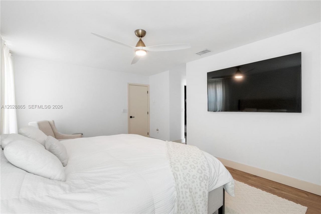 641 NW 158th Ave , Pembroke Pines, FL 33028 Photo
