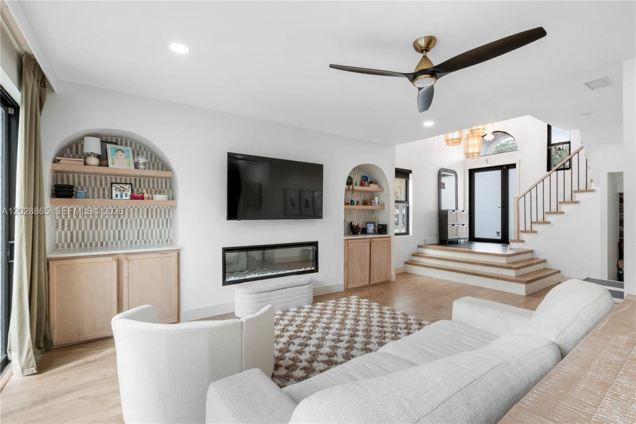 641 NW 158th Ave , Pembroke Pines, FL 33028 Photo