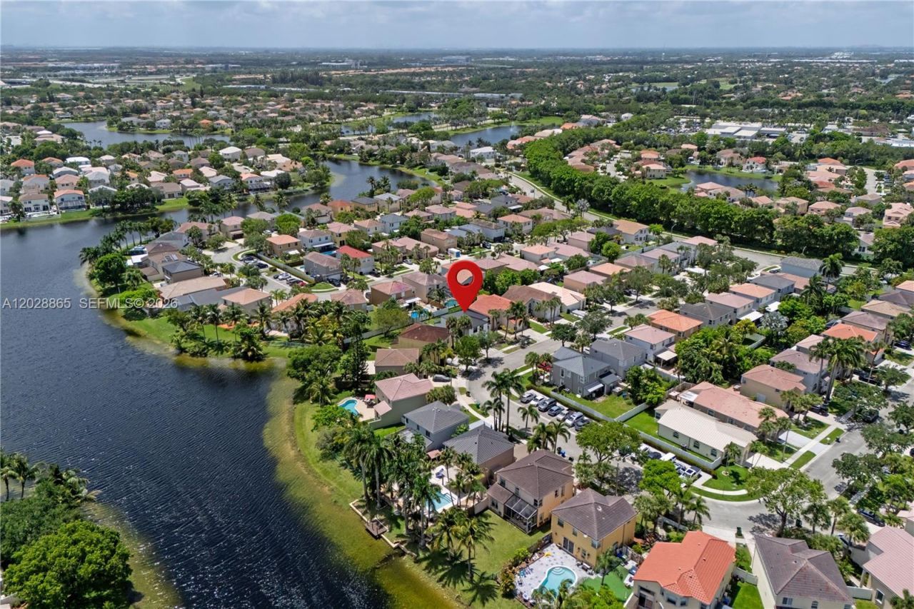 641 NW 158th Ave , Pembroke Pines, FL 33028 Photo