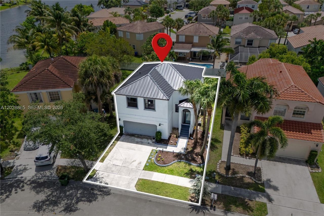 641 NW 158th Ave , Pembroke Pines, FL 33028 Photo