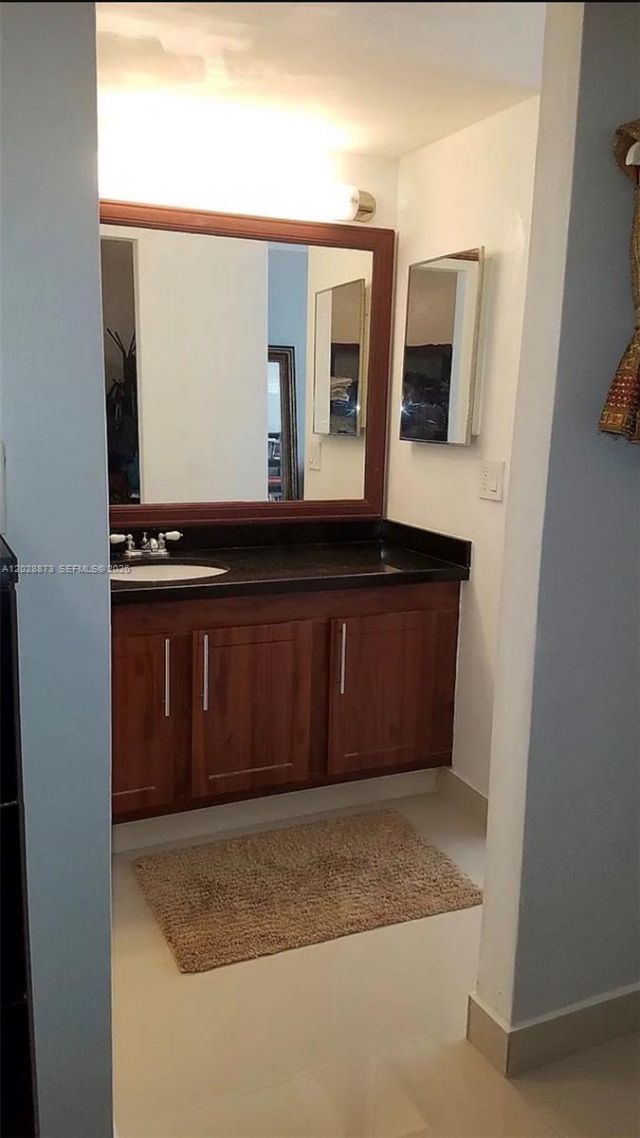 600 NE 36th St , Unit 603, Miami, FL 33137 Photo