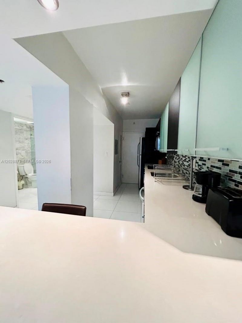 100 Lincoln Rd , Unit 701, Miami Beach, FL 33139 Photo