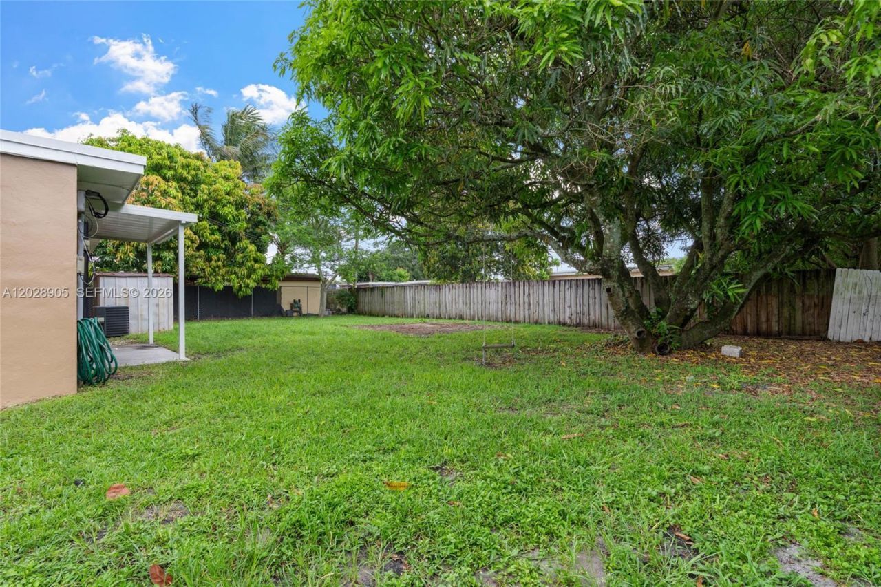 15730 NW 159th St Rd , Miami Gardens, FL 33054 Photo