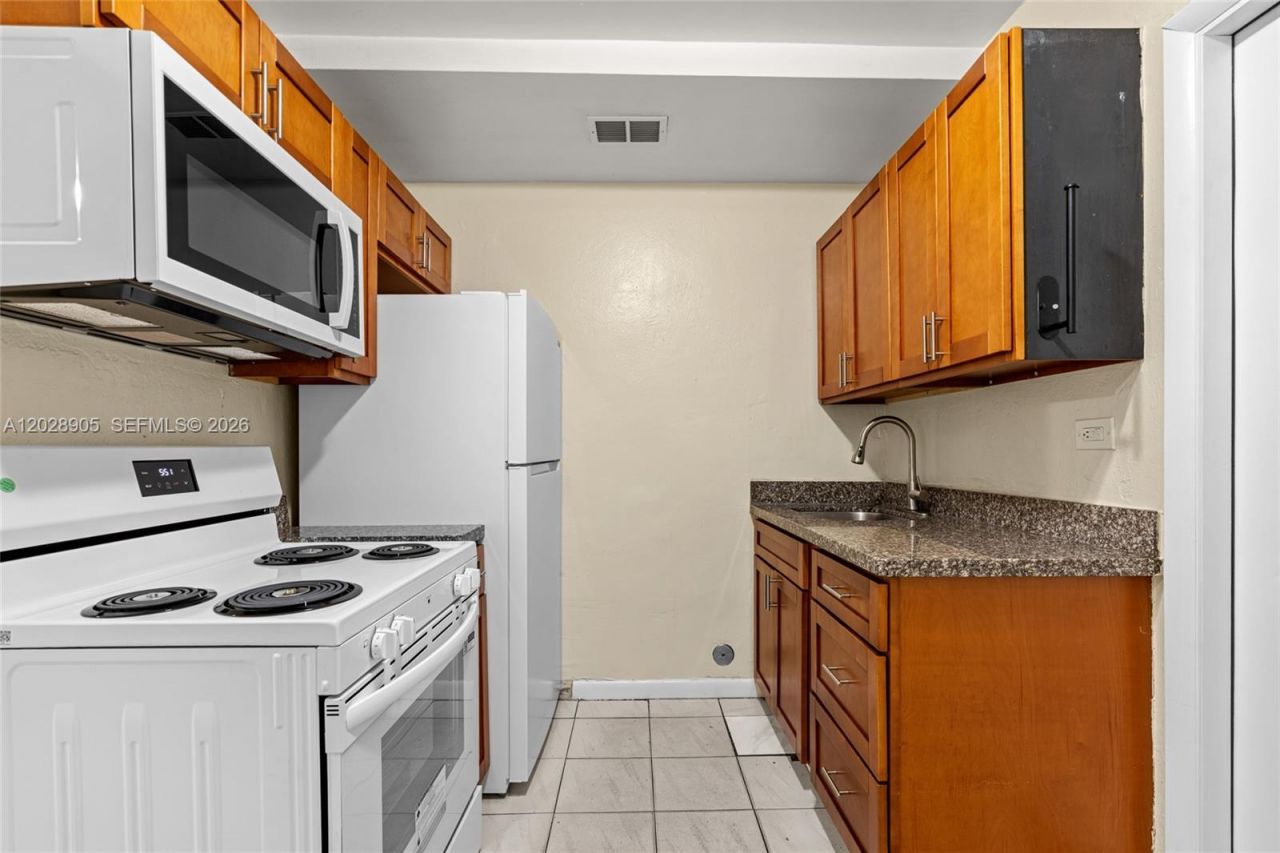 15730 NW 159th St Rd , Miami Gardens, FL 33054 Photo