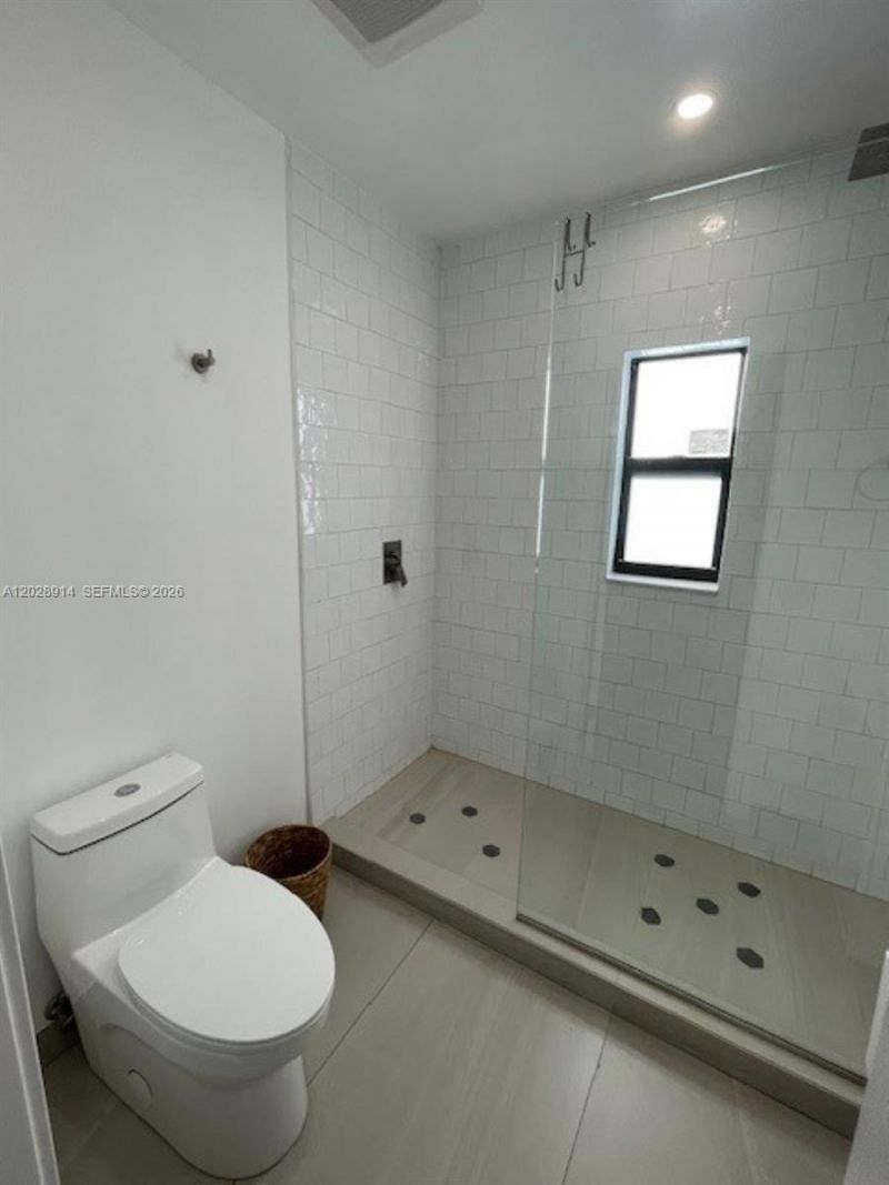 2141 SW 14th Ter, Unit 4, Miami, FL 33145 Photo