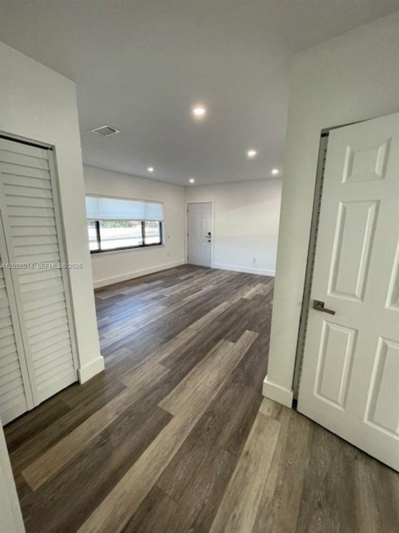 2141 SW 14th Ter, Unit 4, Miami, FL 33145 Photo