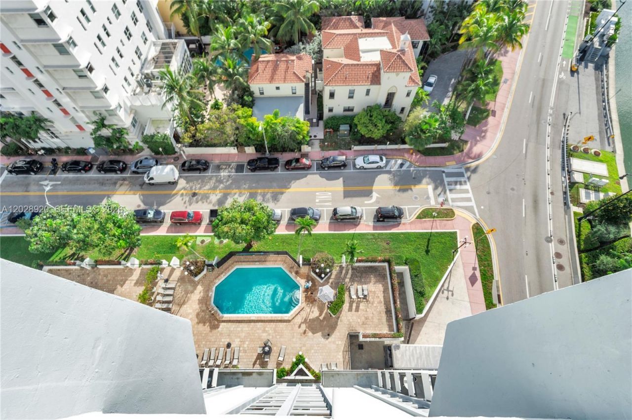 3200 Collins Ave , Unit 12-8, Miami Beach, FL 33140 Photo