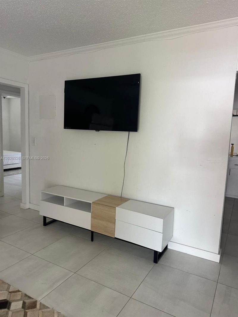 3600 SW 26th St, Miami, FL 33133 Photo