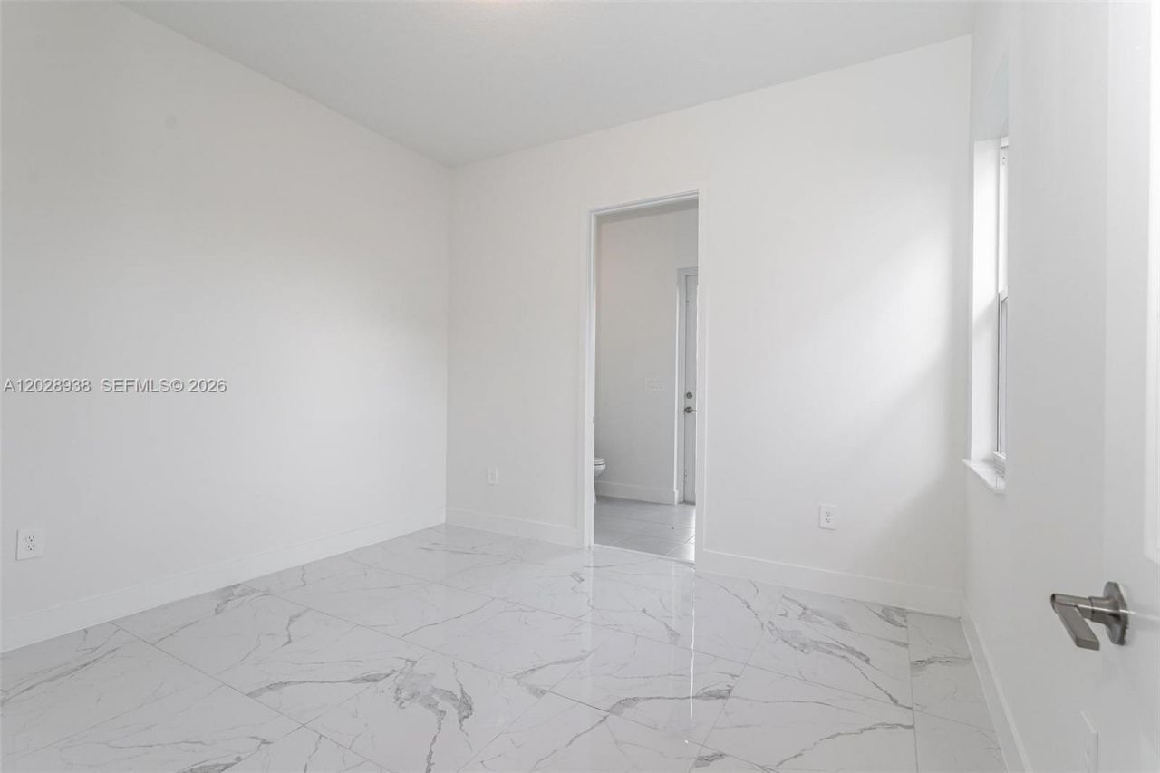 12289 SW 43rd St, Davie, FL 33330 Photo