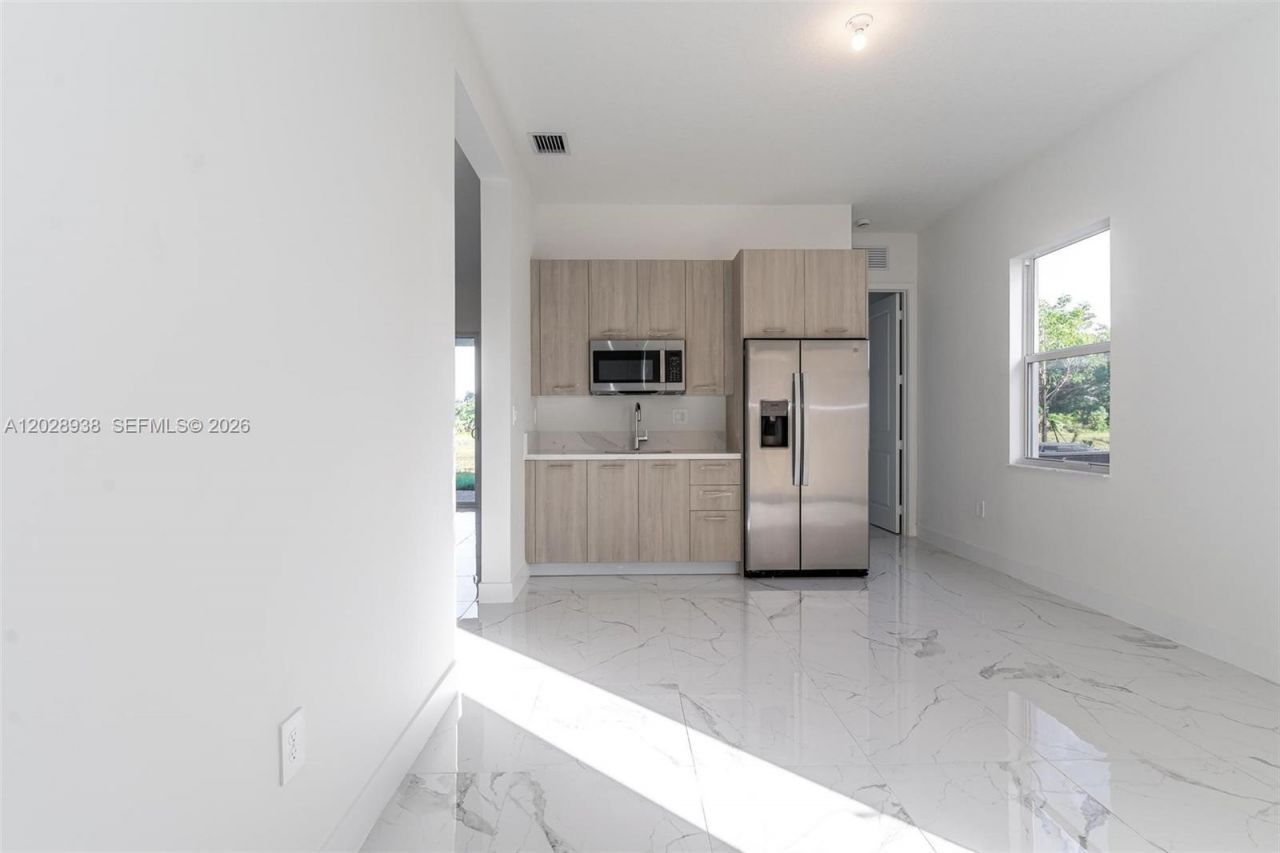 12289 SW 43rd St, Davie, FL 33330 Photo