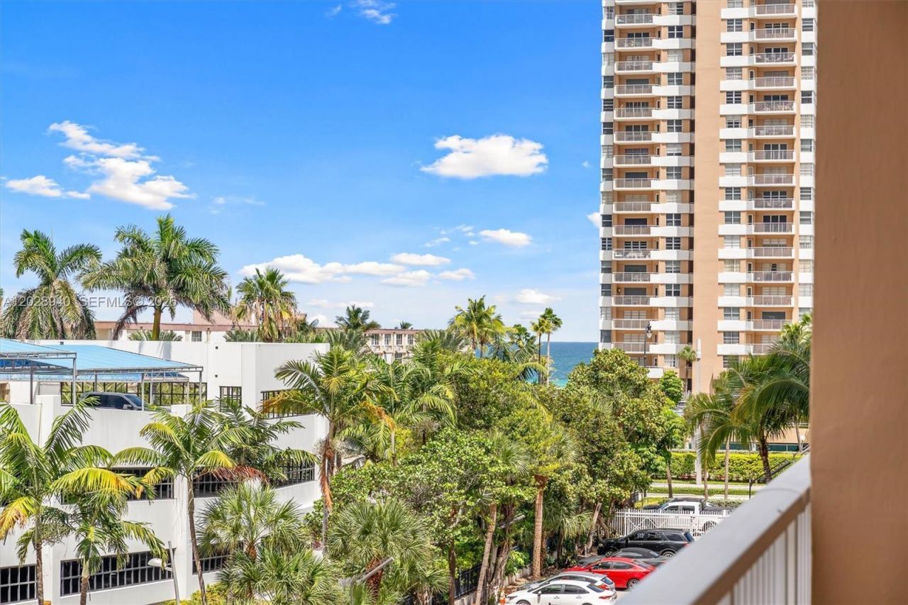 1965 S Ocean Dr , Unit 3L, Hallandale Beach, FL 33009 Photo