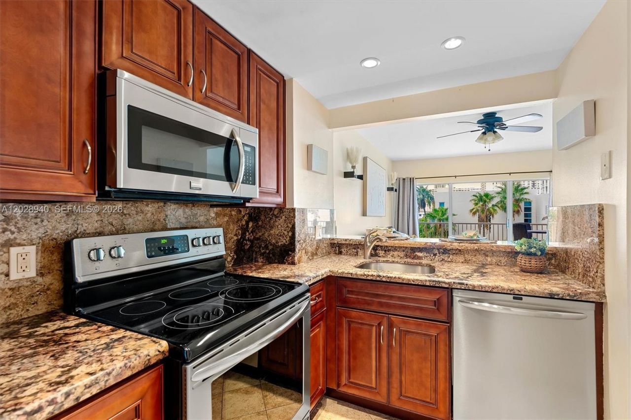 1965 S Ocean Dr , Unit 3L, Hallandale Beach, FL 33009 Photo