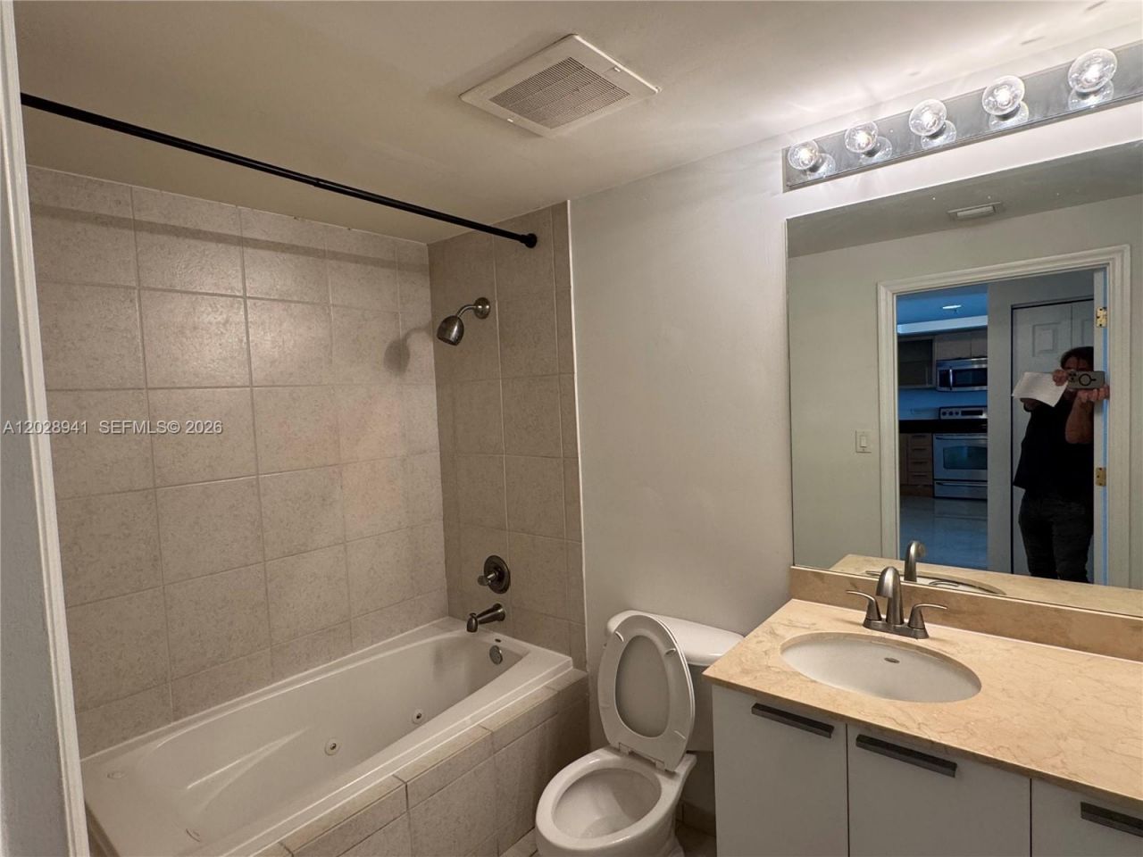 140 S Dixie Hwy , Unit 715, Hollywood, FL 33020 Photo