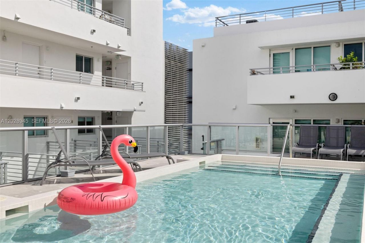 421 Meridian Ave , Unit 6, Miami Beach, FL 33139 Photo