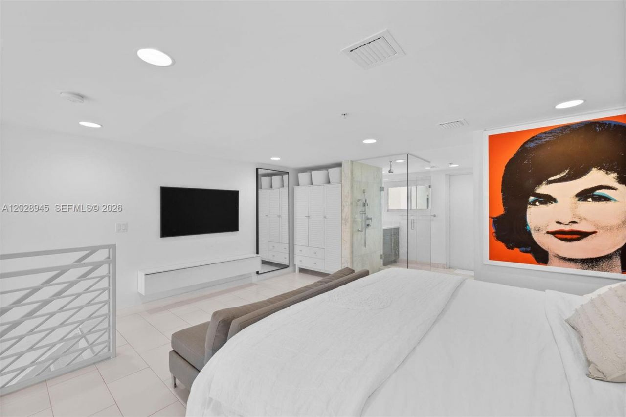 421 Meridian Ave , Unit 6, Miami Beach, FL 33139 Photo