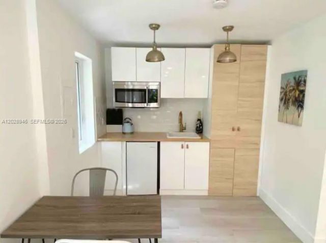 528 NE 72nd St , Miami, FL 33138 Photo