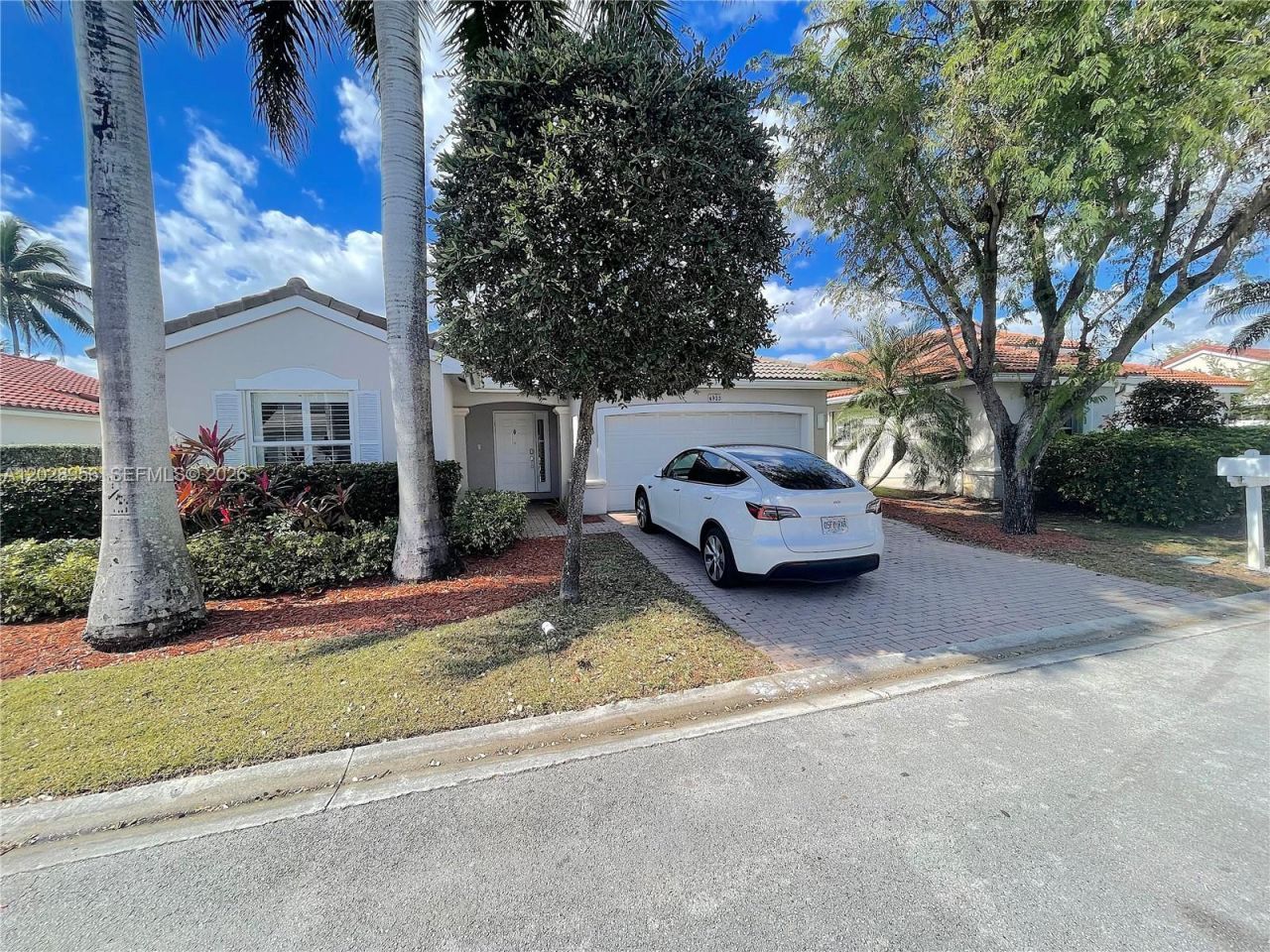 4923 SW 33rd Way , Unit 4923, Hollywood, FL 33312 Photo