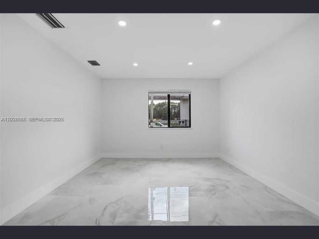 1411 NW 40th St , Unit 1, Miami, FL 33142 Photo
