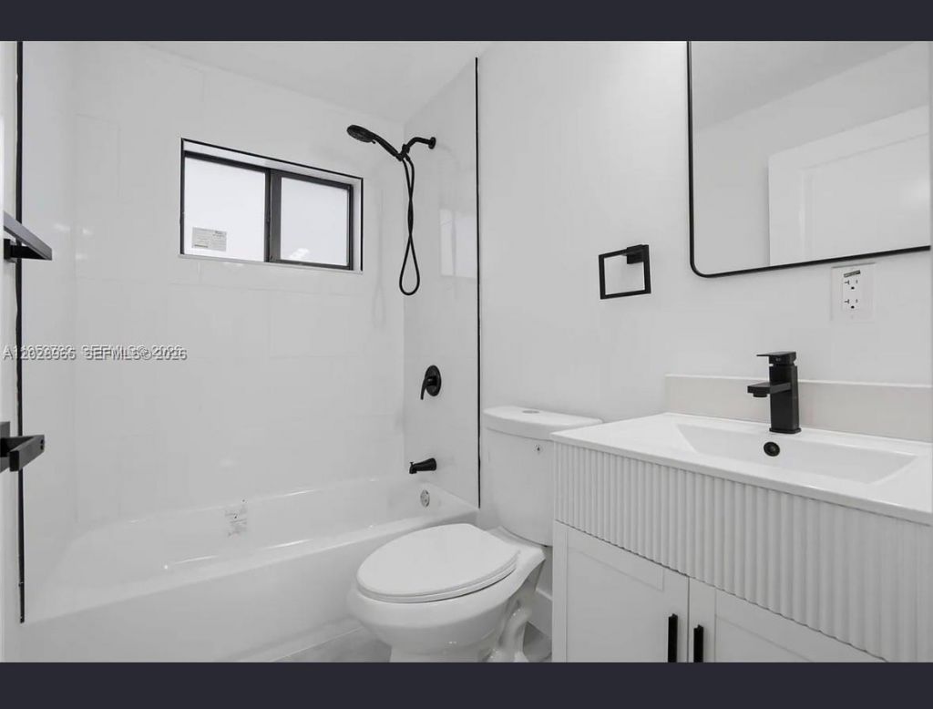 1411 NW 40th St , Unit 1, Miami, FL 33142 Photo