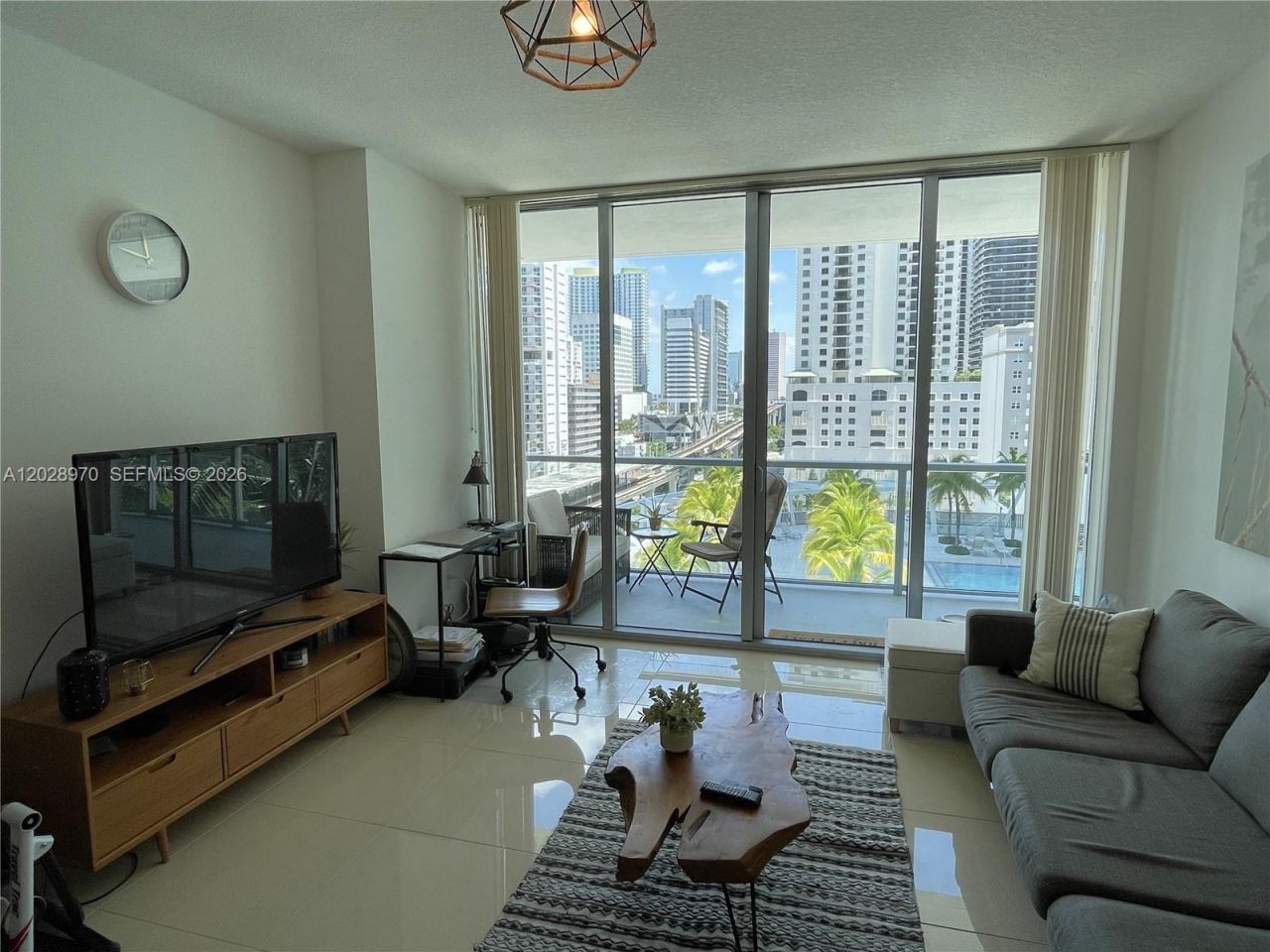 79 SW 12th St , Unit 1211-S, Miami, FL 33130 Photo