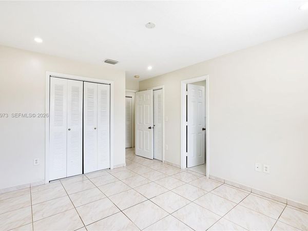1214 NW 34th Ave, Unit 1214, Miami, FL 33125