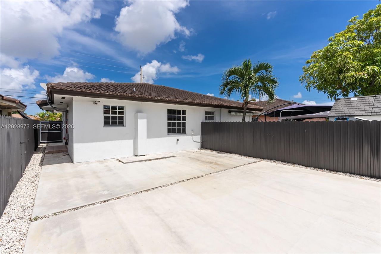 1214 NW 34th Ave, Unit 1214, Miami, FL 33125 Photo
