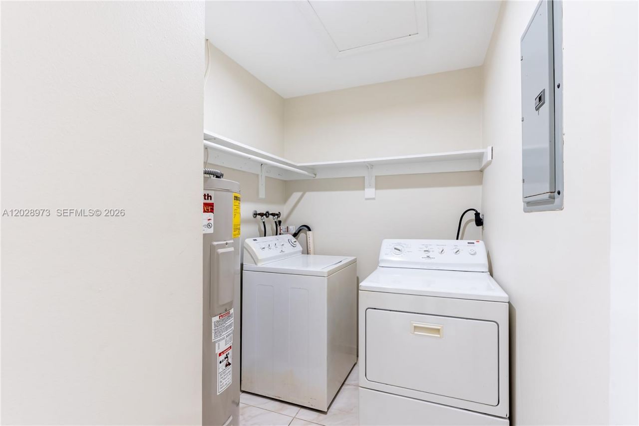 1214 NW 34th Ave, Unit 1214, Miami, FL 33125 Photo