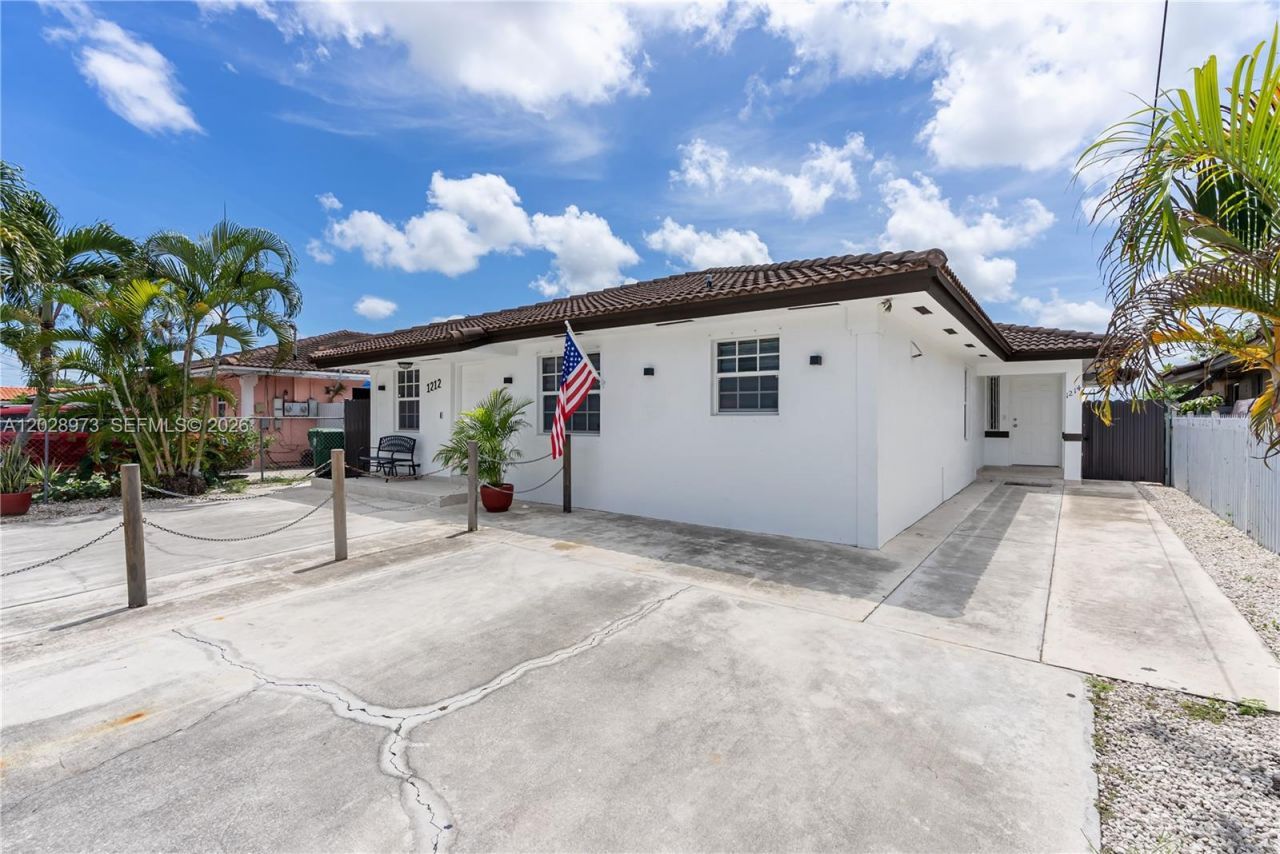 1214 NW 34th Ave, Unit 1214, Miami, FL 33125 Photo