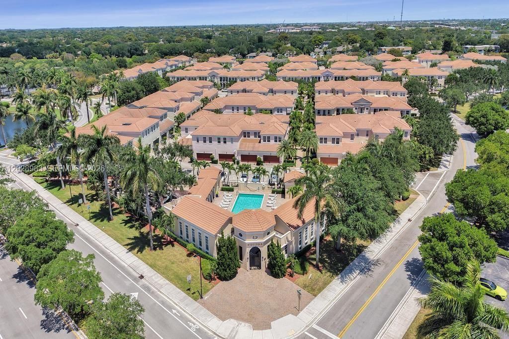 823 NW 82nd Ln , Boca Raton, FL 33487 Photo