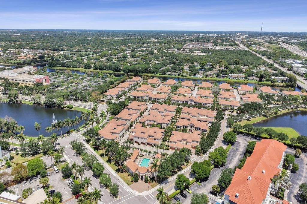 823 NW 82nd Ln , Boca Raton, FL 33487 Photo