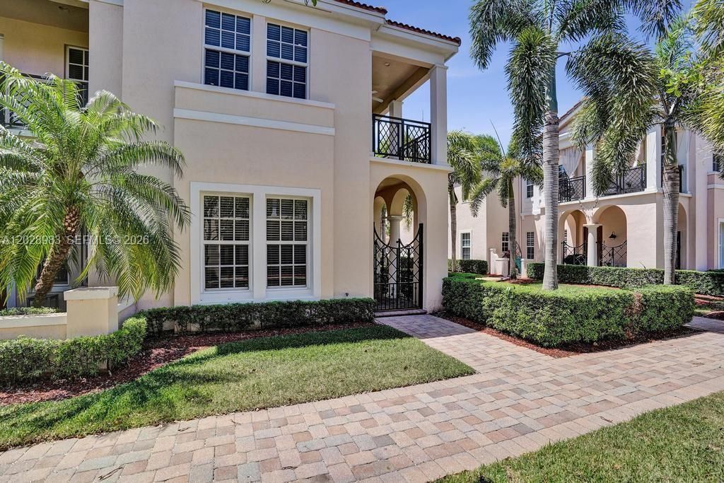 823 NW 82nd Ln , Boca Raton, FL 33487 Photo