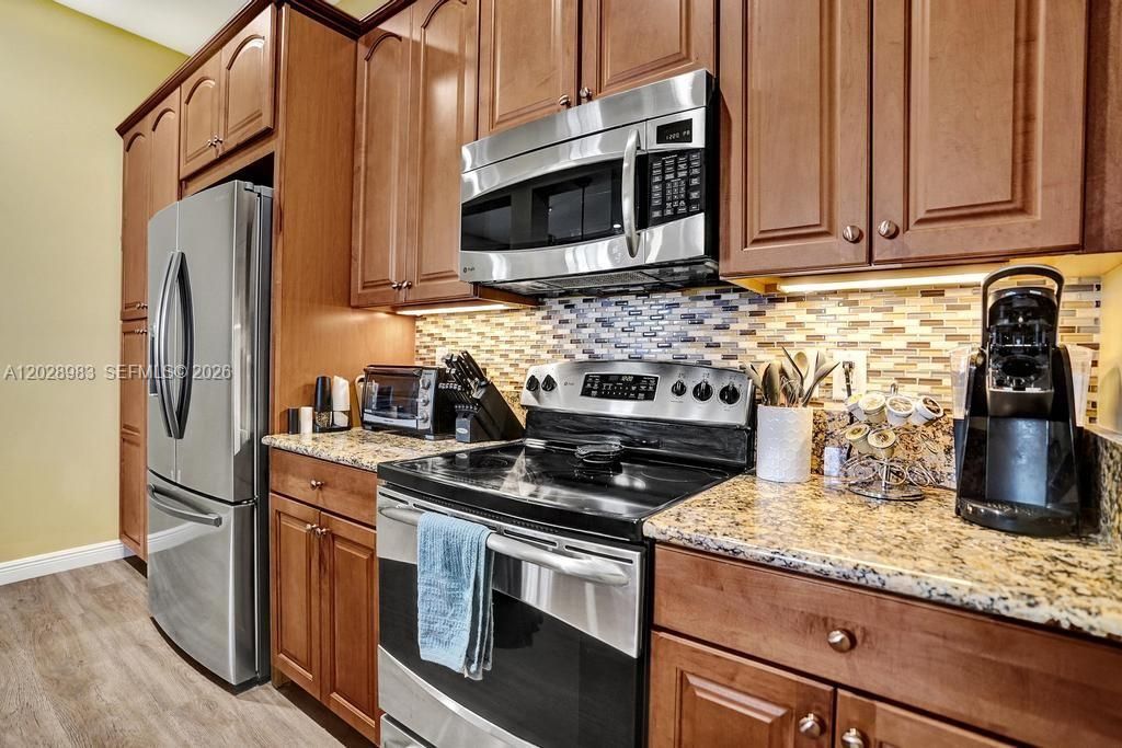 823 NW 82nd Ln , Boca Raton, FL 33487 Photo
