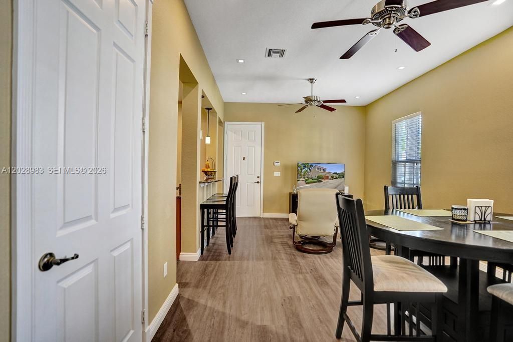 823 NW 82nd Ln , Boca Raton, FL 33487 Photo