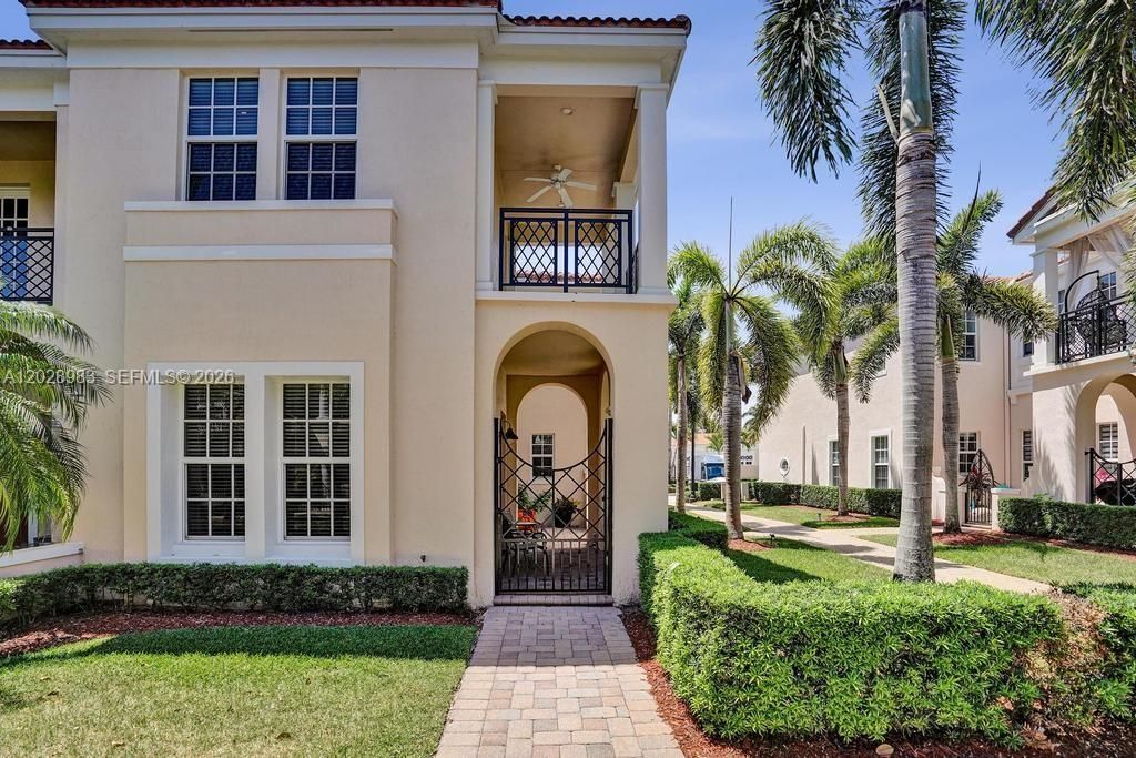 823 NW 82nd Ln , Boca Raton, FL 33487 Photo