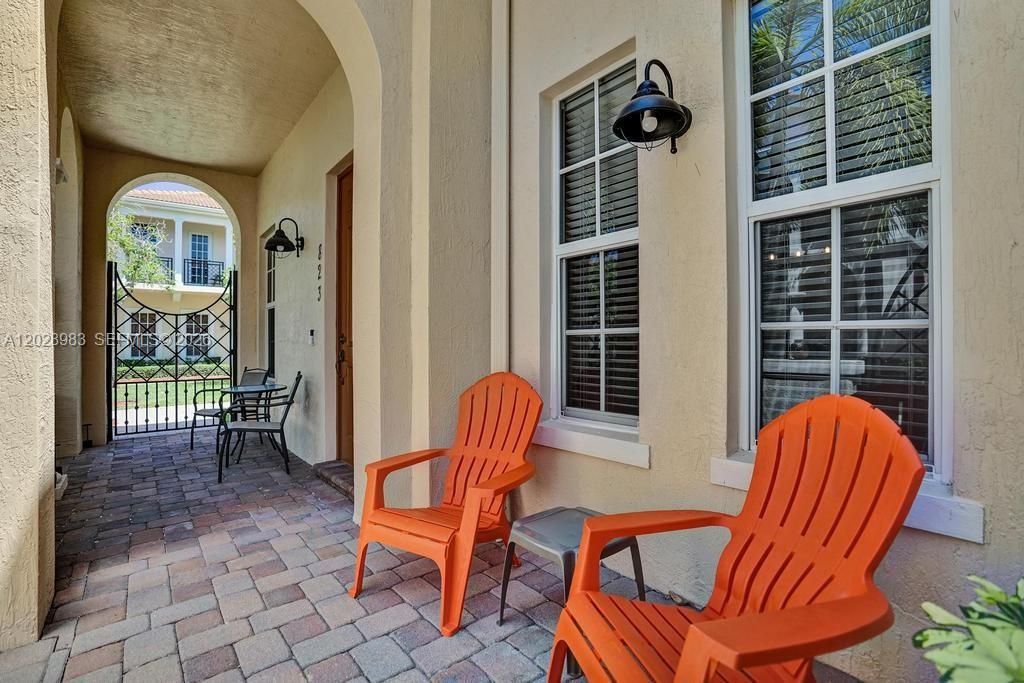823 NW 82nd Ln , Boca Raton, FL 33487 Photo
