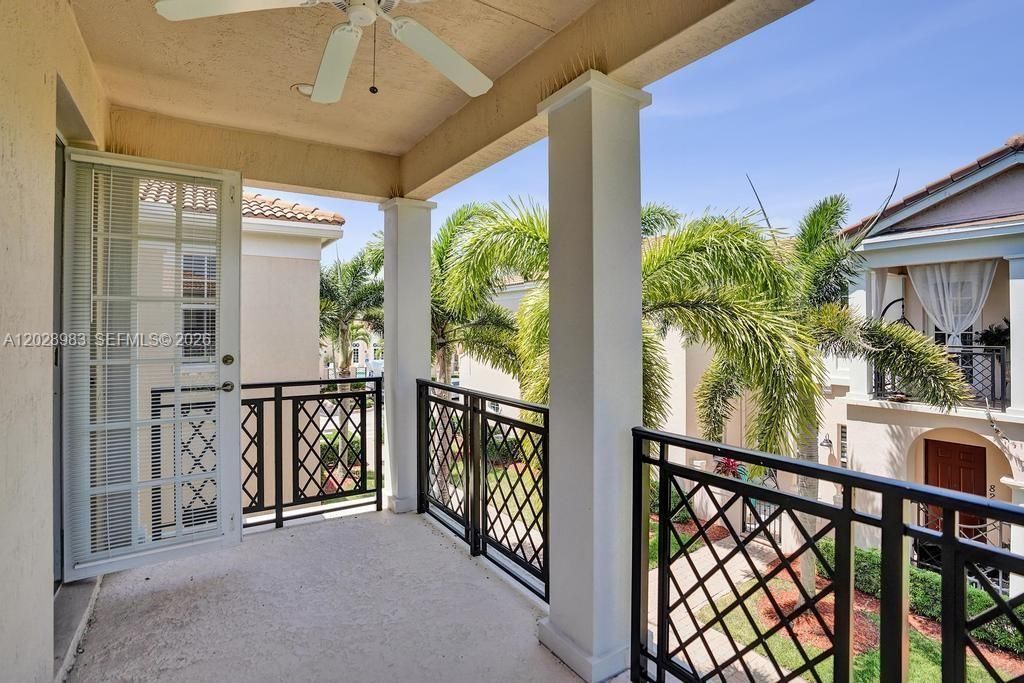 823 NW 82nd Ln , Boca Raton, FL 33487 Photo