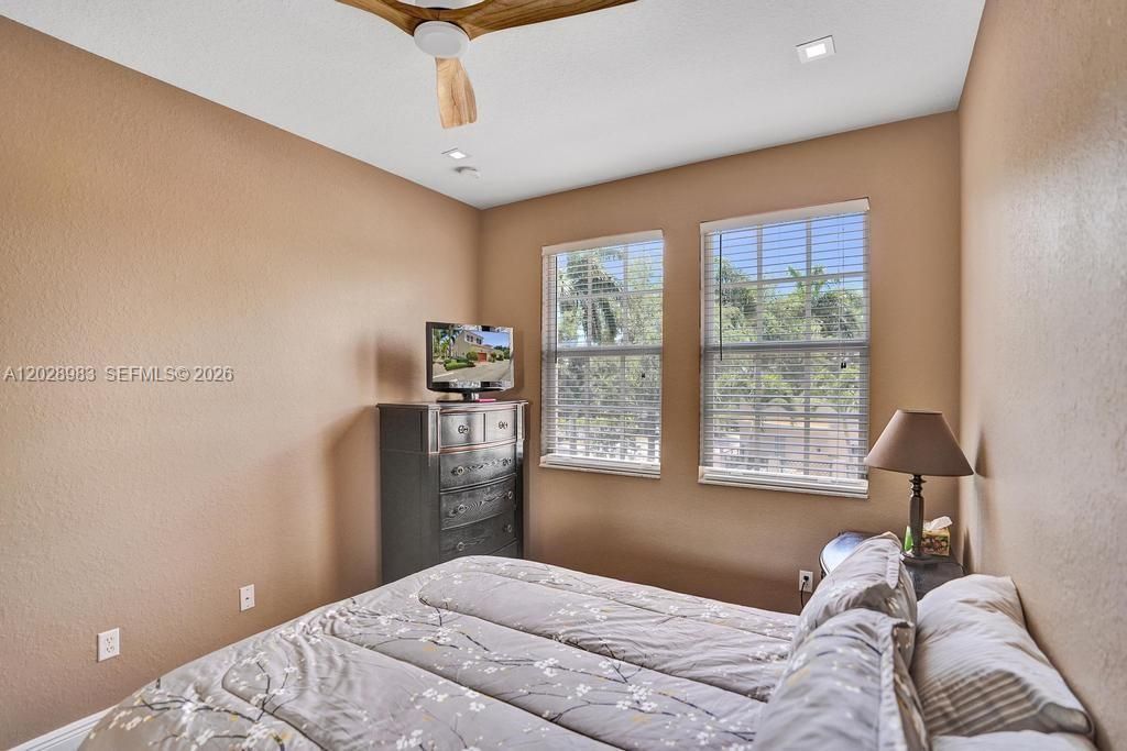 823 NW 82nd Ln , Boca Raton, FL 33487 Photo