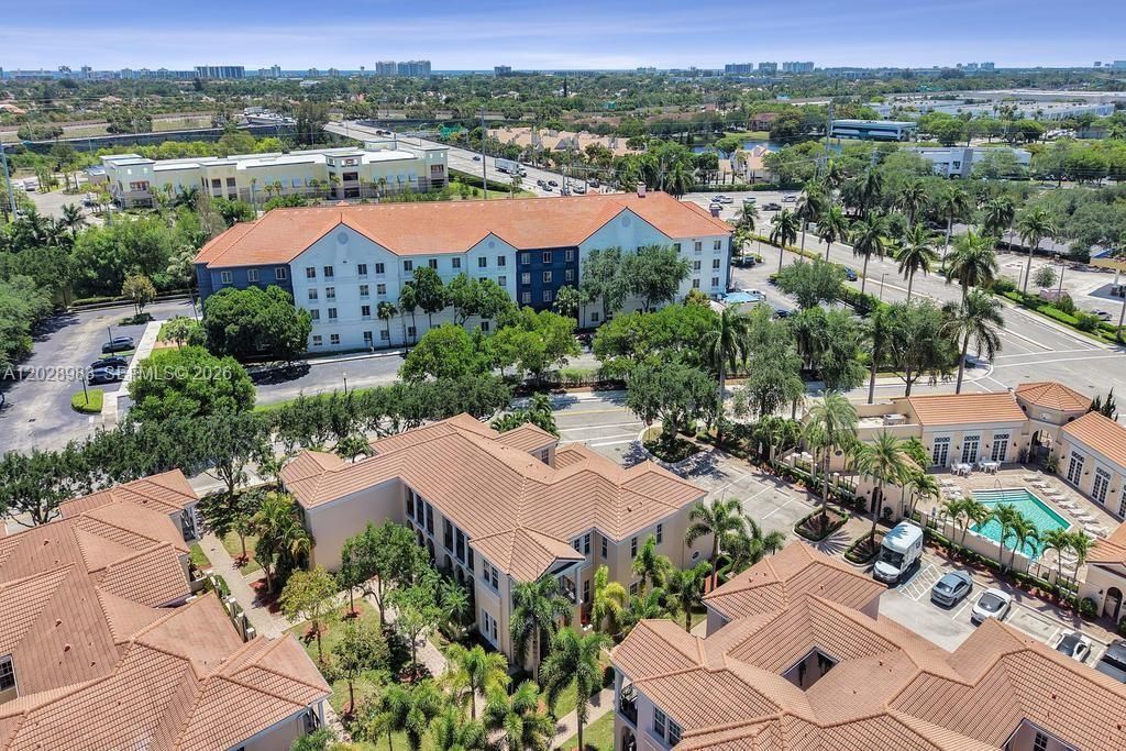 823 NW 82nd Ln , Boca Raton, FL 33487 Photo
