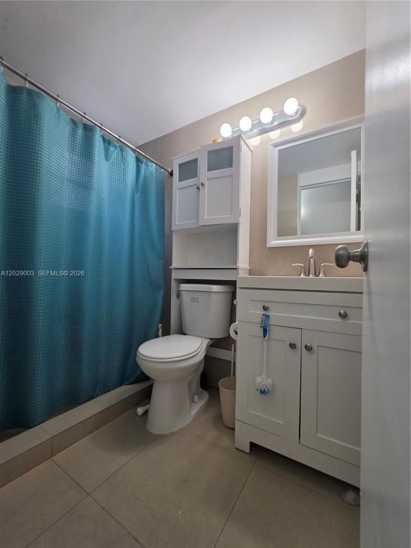 17000 NE 14th Ave , Unit 109, Miami, FL 33162 Photo