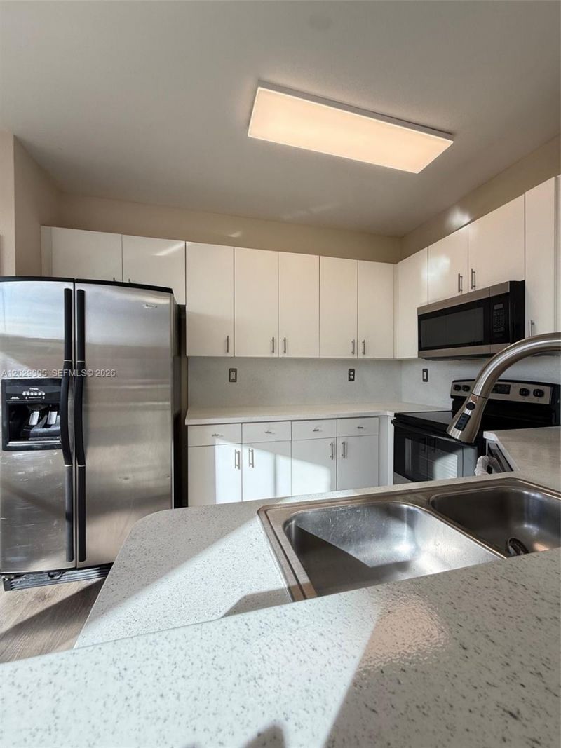 8528 SW 166th Pl , Unit 8528, Miami, FL 33193 Photo