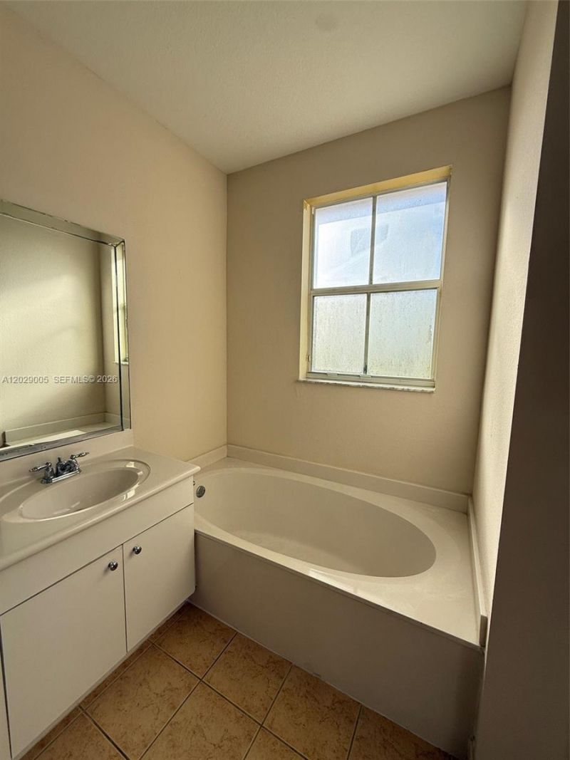 8528 SW 166th Pl , Unit 8528, Miami, FL 33193 Photo