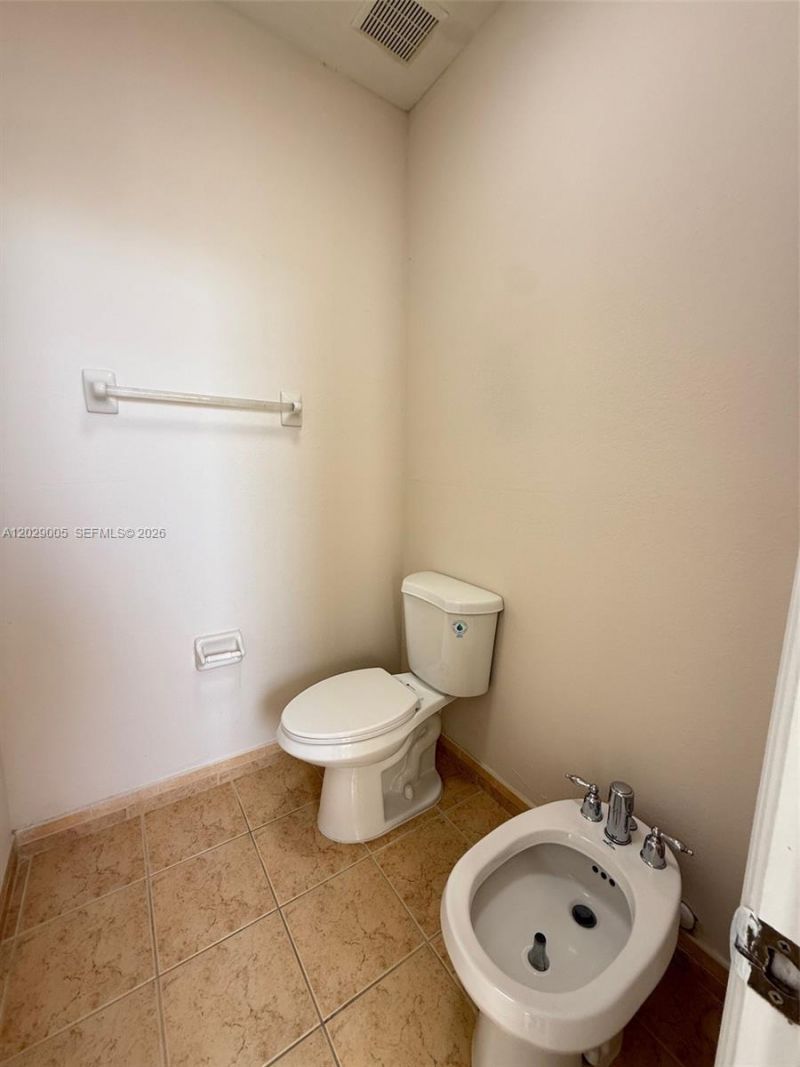 8528 SW 166th Pl , Unit 8528, Miami, FL 33193 Photo