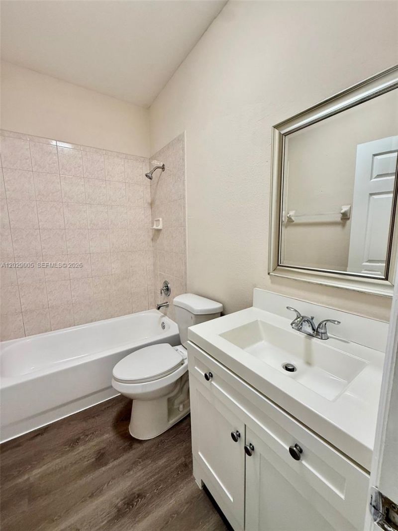 8528 SW 166th Pl , Unit 8528, Miami, FL 33193 Photo