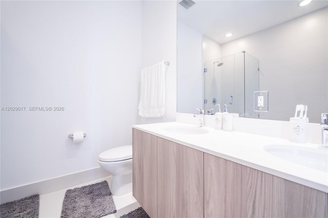 501 NE 31st St , Unit PH4402, Miami, FL 33137 Photo