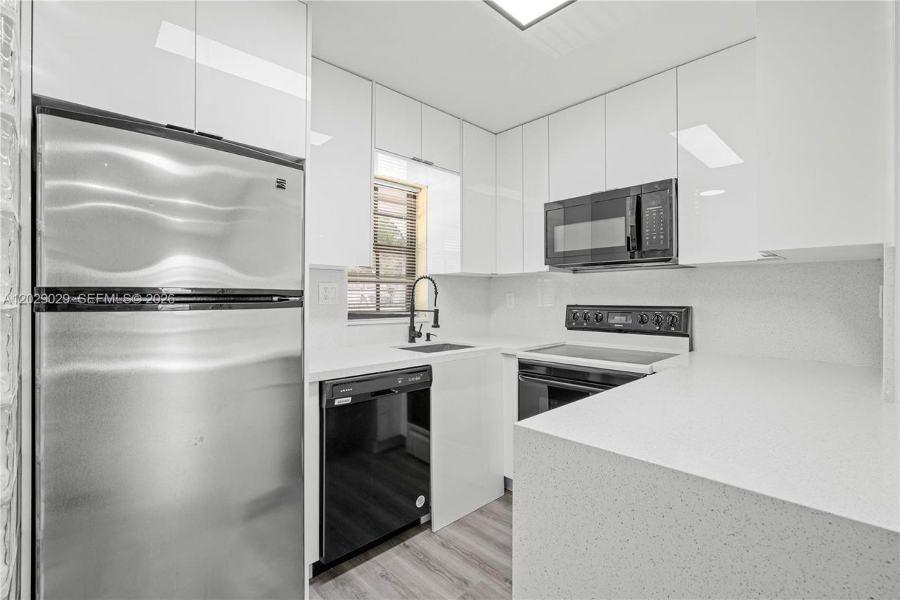 12035 SW 18th St , Unit 9-48, Miami, FL 33175 Photo