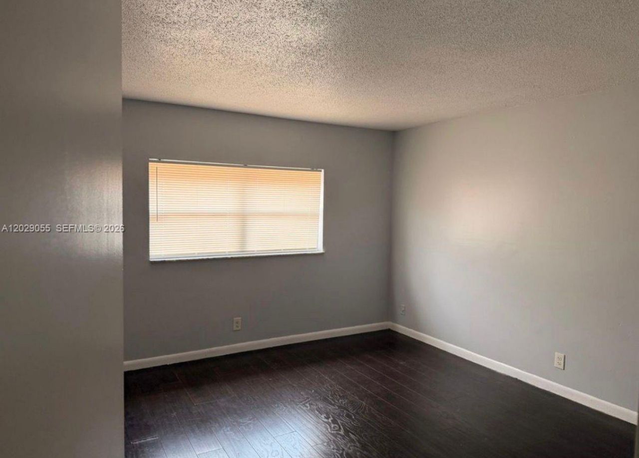 2512 NW 52nd Ave , Unit 22B, Lauderhill, FL 33313 Photo